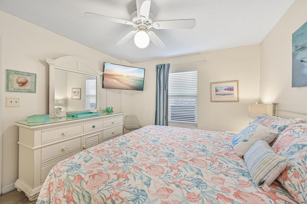 Pelican Beach Resort Rentals 德斯廷 外观 照片
